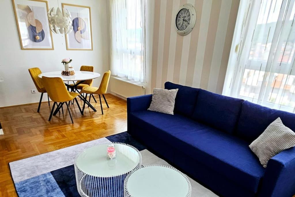 Apartamento West View 130 *